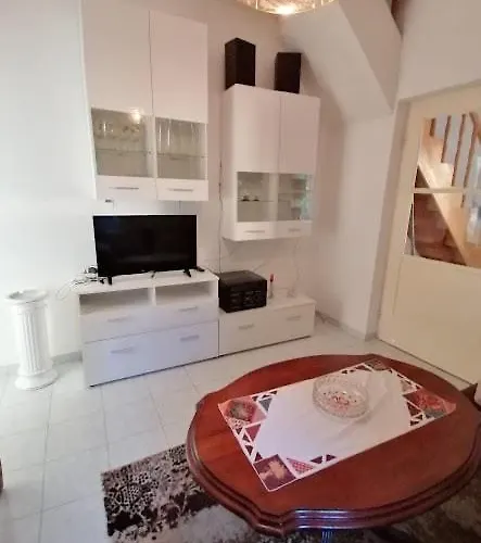 Haus Sissy בית נופש